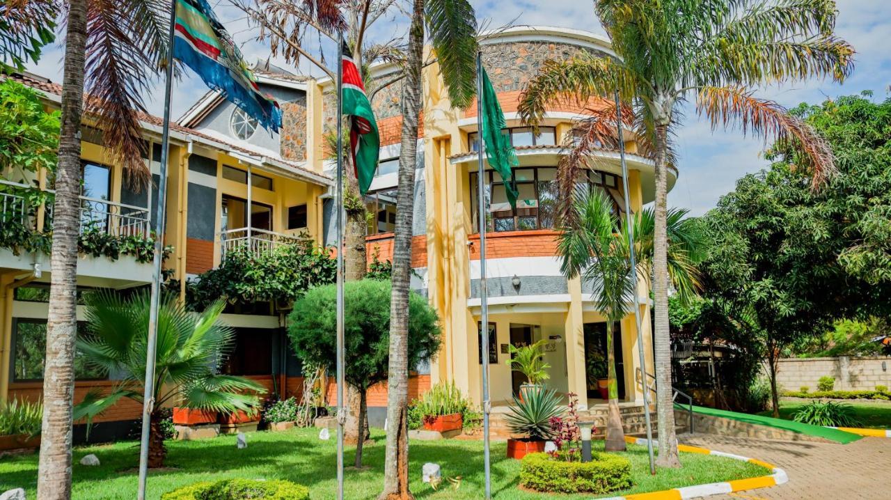 Millsview Hotels In 基苏木 外观 照片